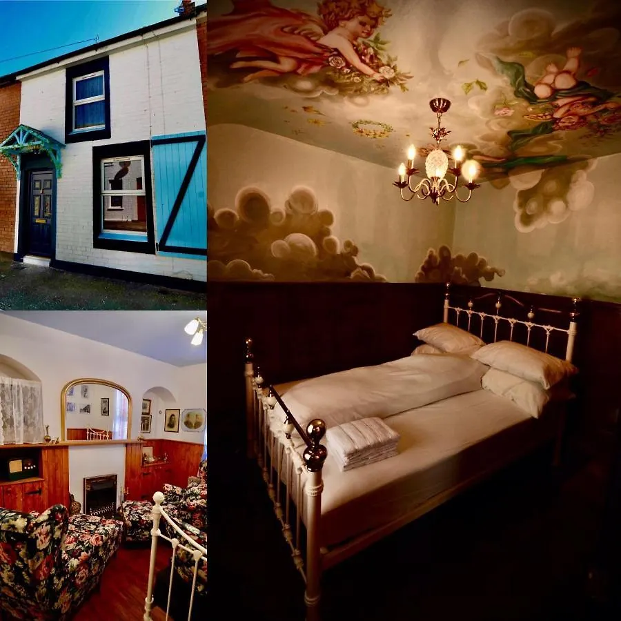 Victoria Titanic 1912 Holiday Home Belfast